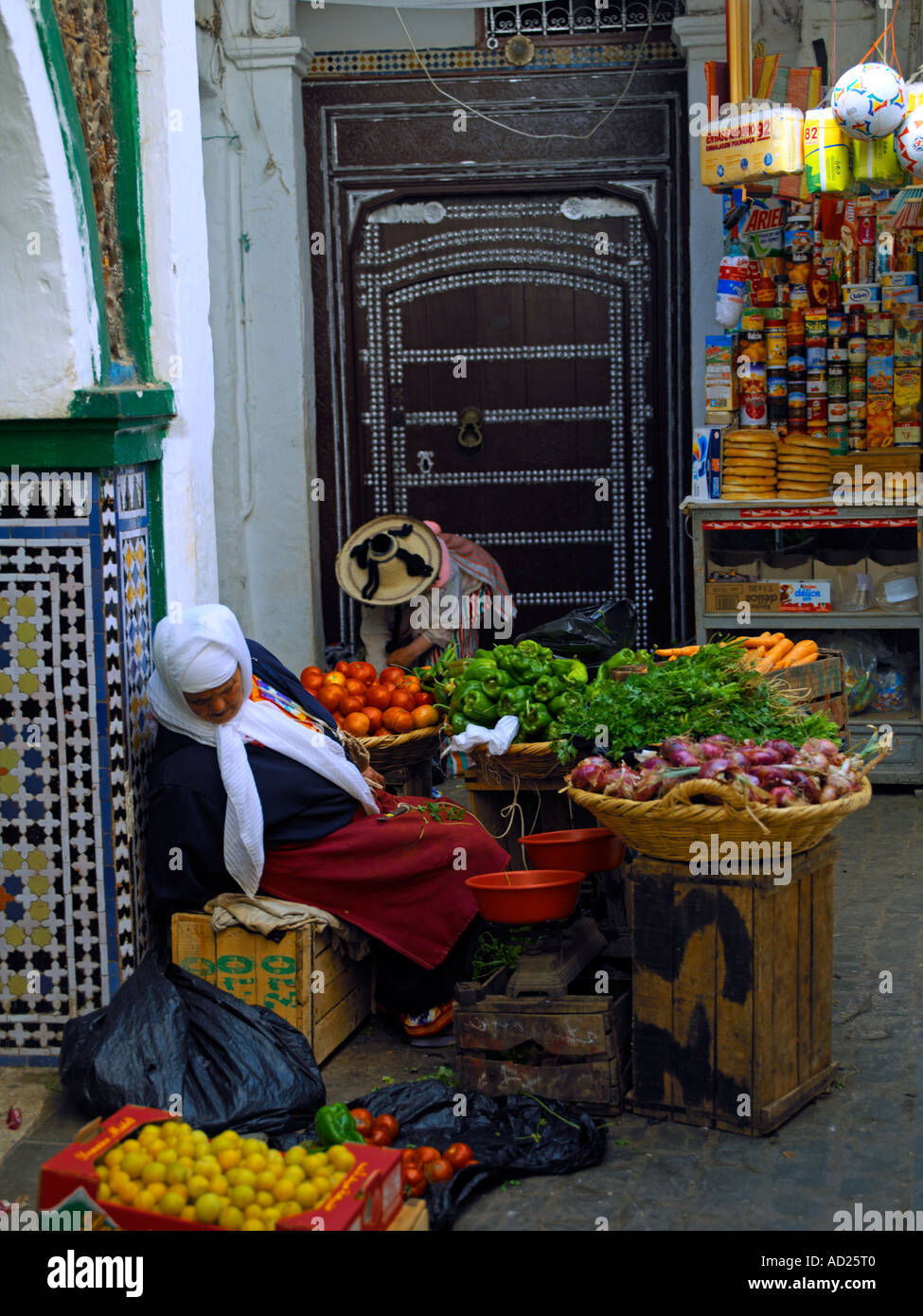 I venditori ambulanti in Tetouan, Marocco Foto Stock