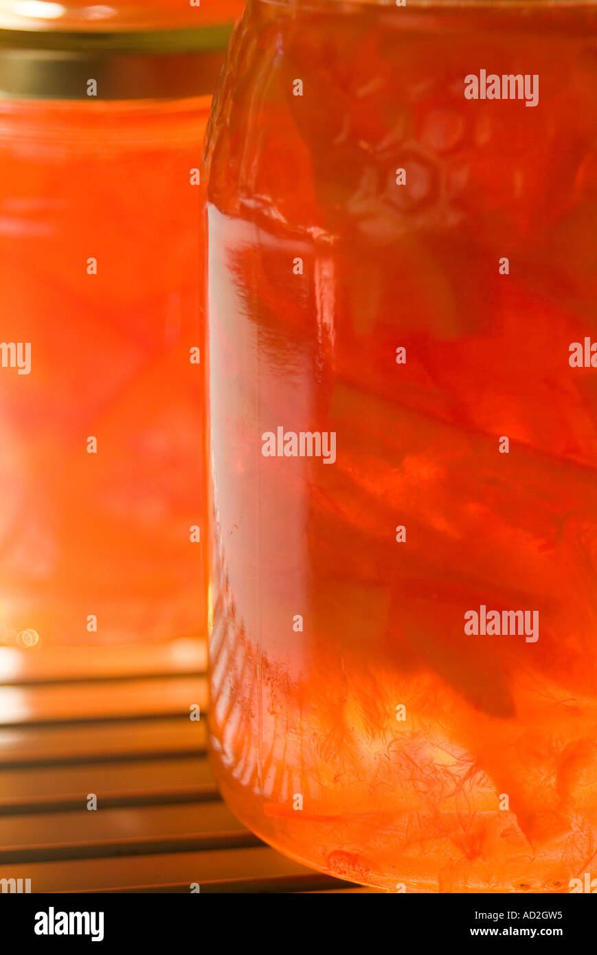 Vasetti di marmellata d'arancia di Siviglia fatta in casa Foto Stock