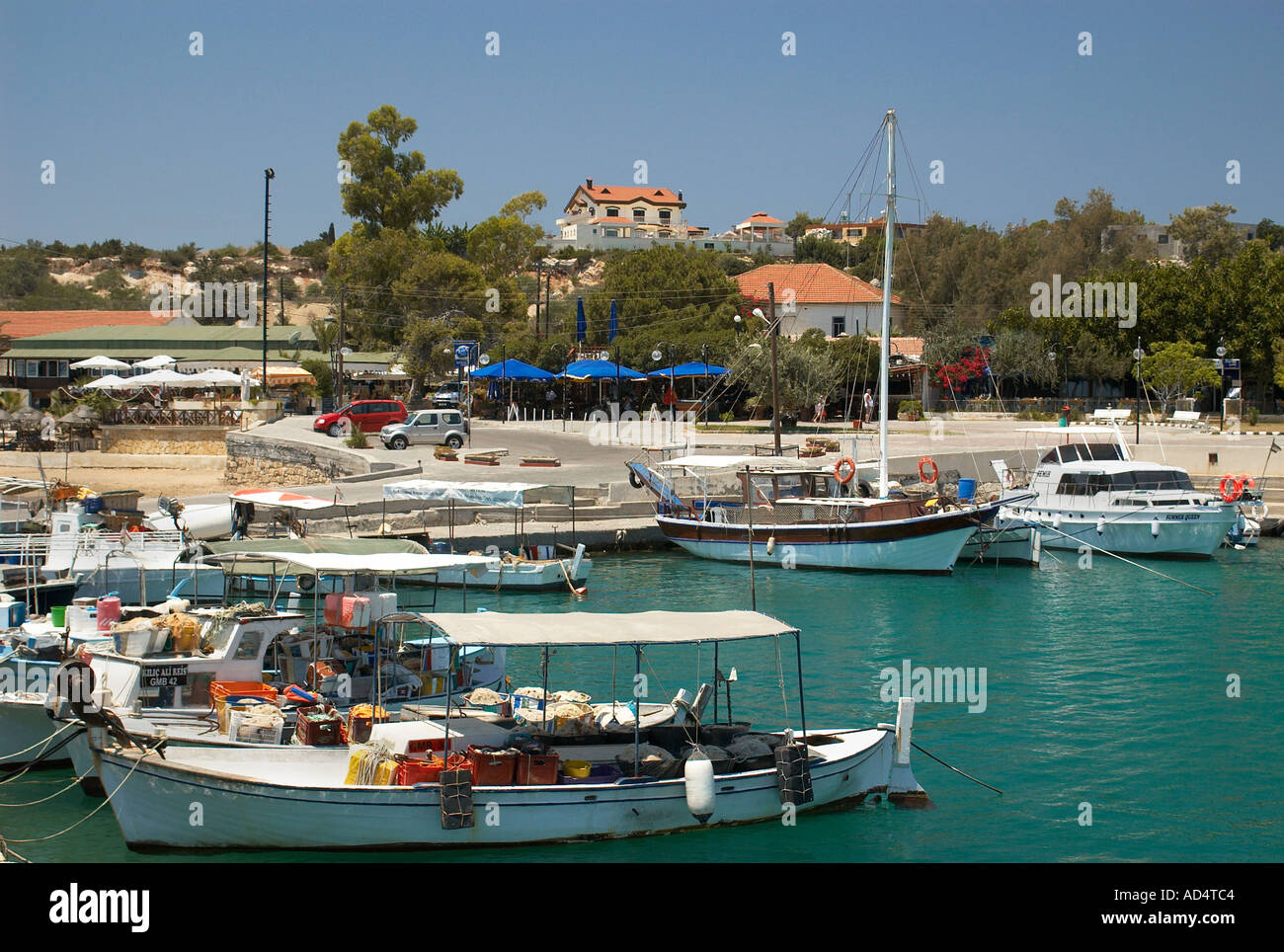 Villaggio sul Mare di Bogaz sulla penisola di Karpas nella Repubblica Turca di Cipro del Nord. Foto Stock