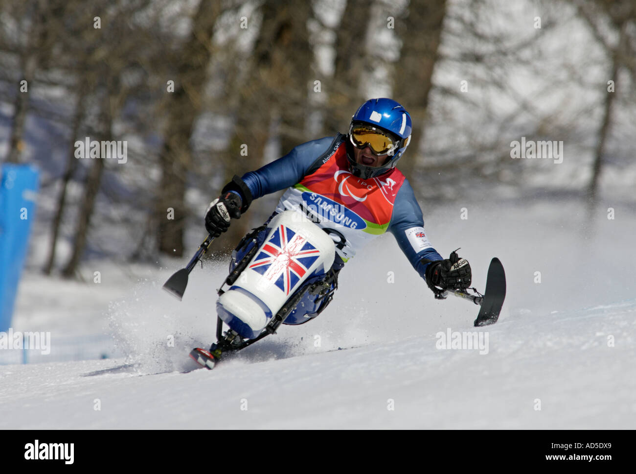 Sean Rose di Gran Bretagna nella mens Sci Alpino Slalom Gigante seduta la concorrenza Foto Stock