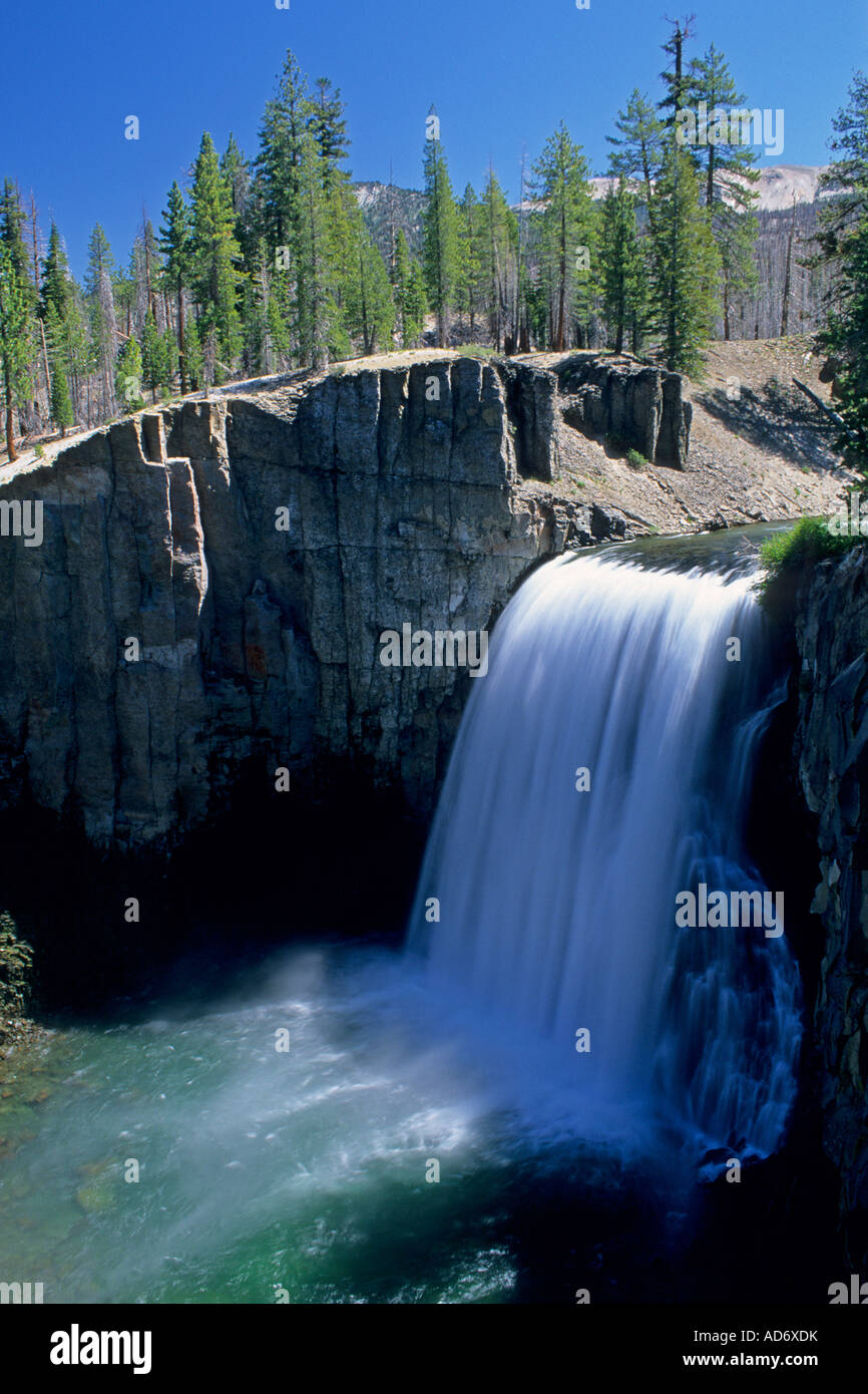 Rainbow Falls medio forcella San Joaquin River Ansel Adams Wilderness Sierra orientale CALIFORNIA Foto Stock