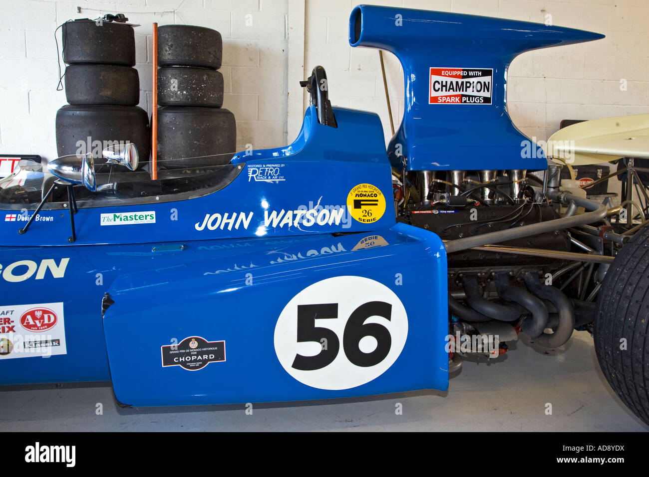 Marzo 721 monoposto classic F1 Racing vettura ai box originariamente guidato da John Watson Silverstone 2007 Foto Stock