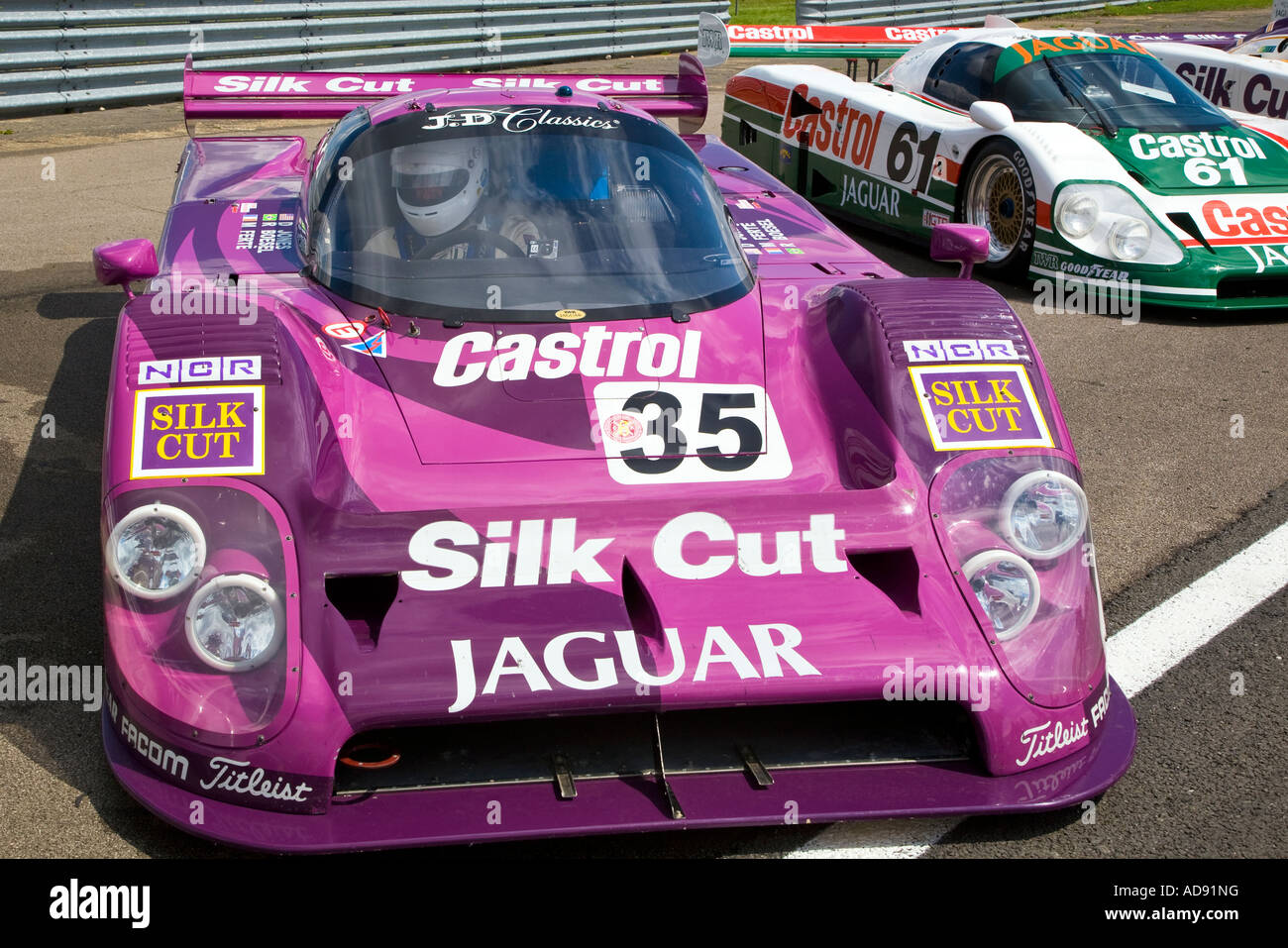 Primo piano della seta classic Cut Jaguar gara conquistando Le Mans auto. Silverstone 2007 Foto Stock