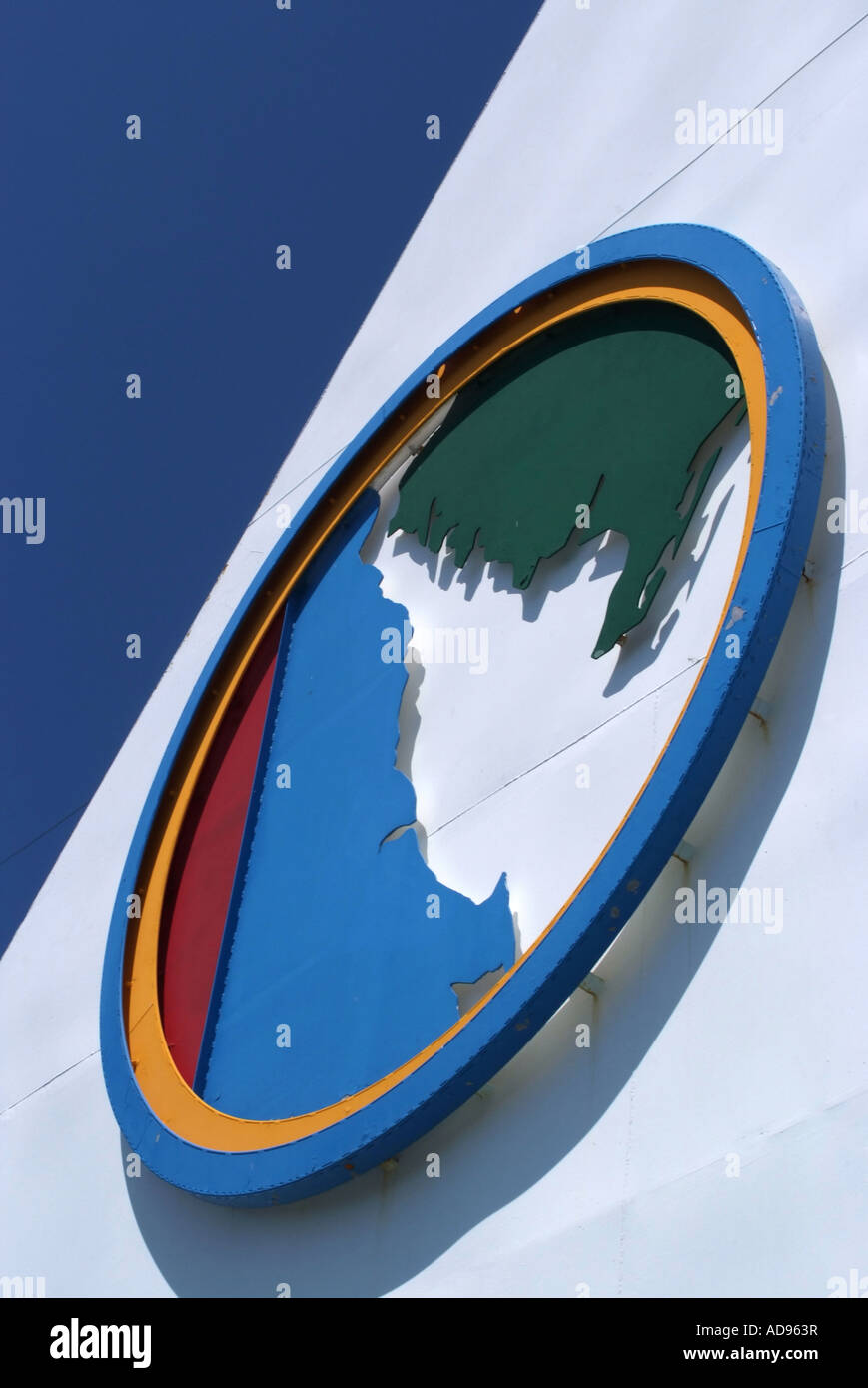 Il logo del capo maggio a Lewes Ferry su imbuto per il trasporto di passeggeri e di traghetto per auto MV Twin Capes Foto Stock