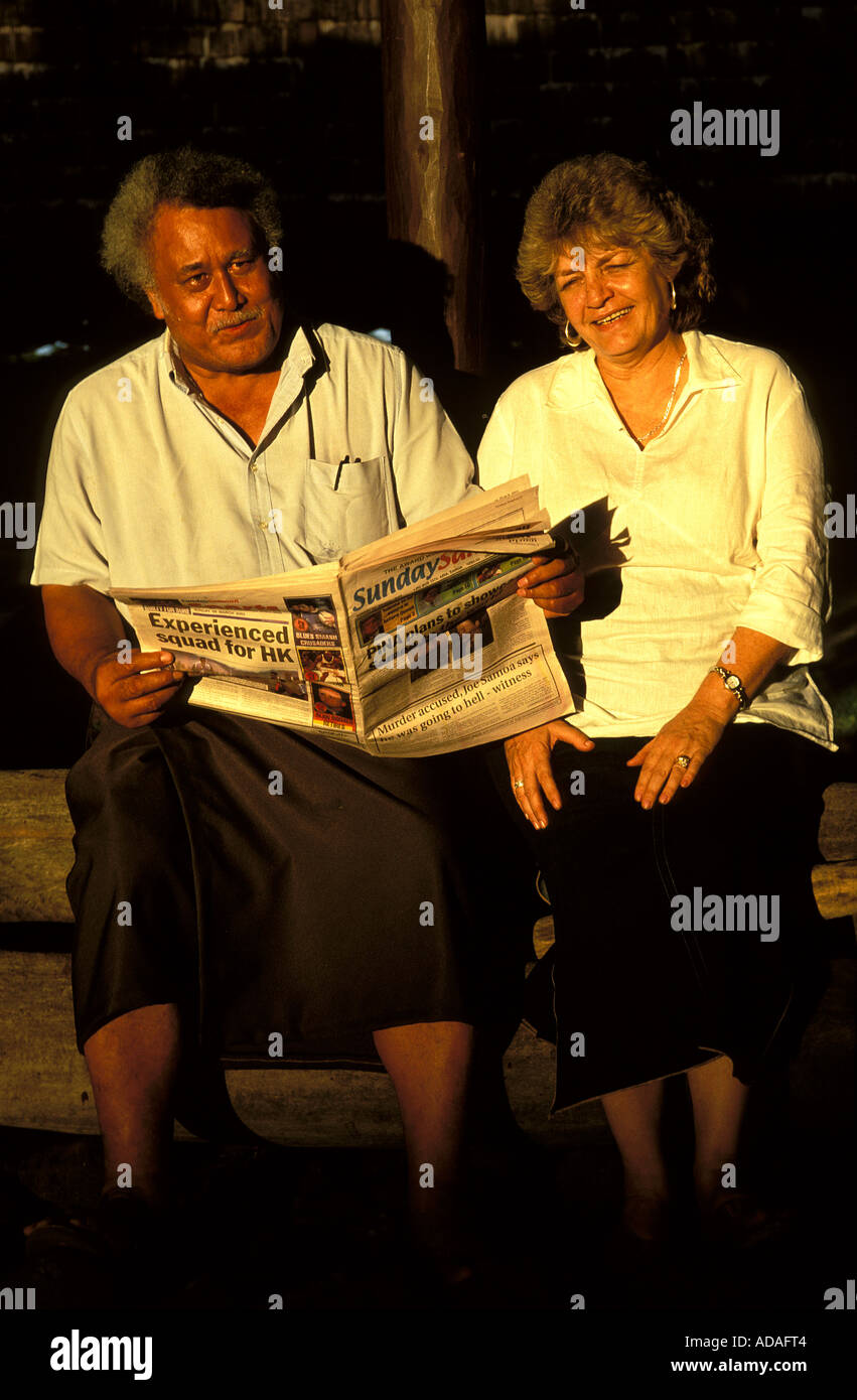 Samoa ritratto di Savea Sano Malifa editore delle Samoa Observer e sua moglie Jean Foto Stock