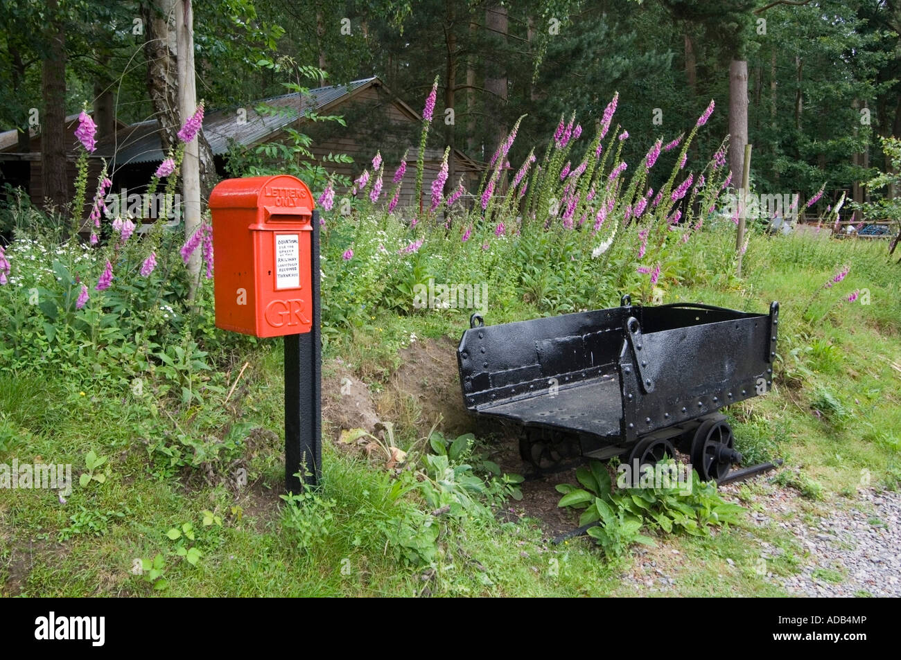 La vita rurale Centro - Tilford - Surrey - UK - Casella postale Foto Stock