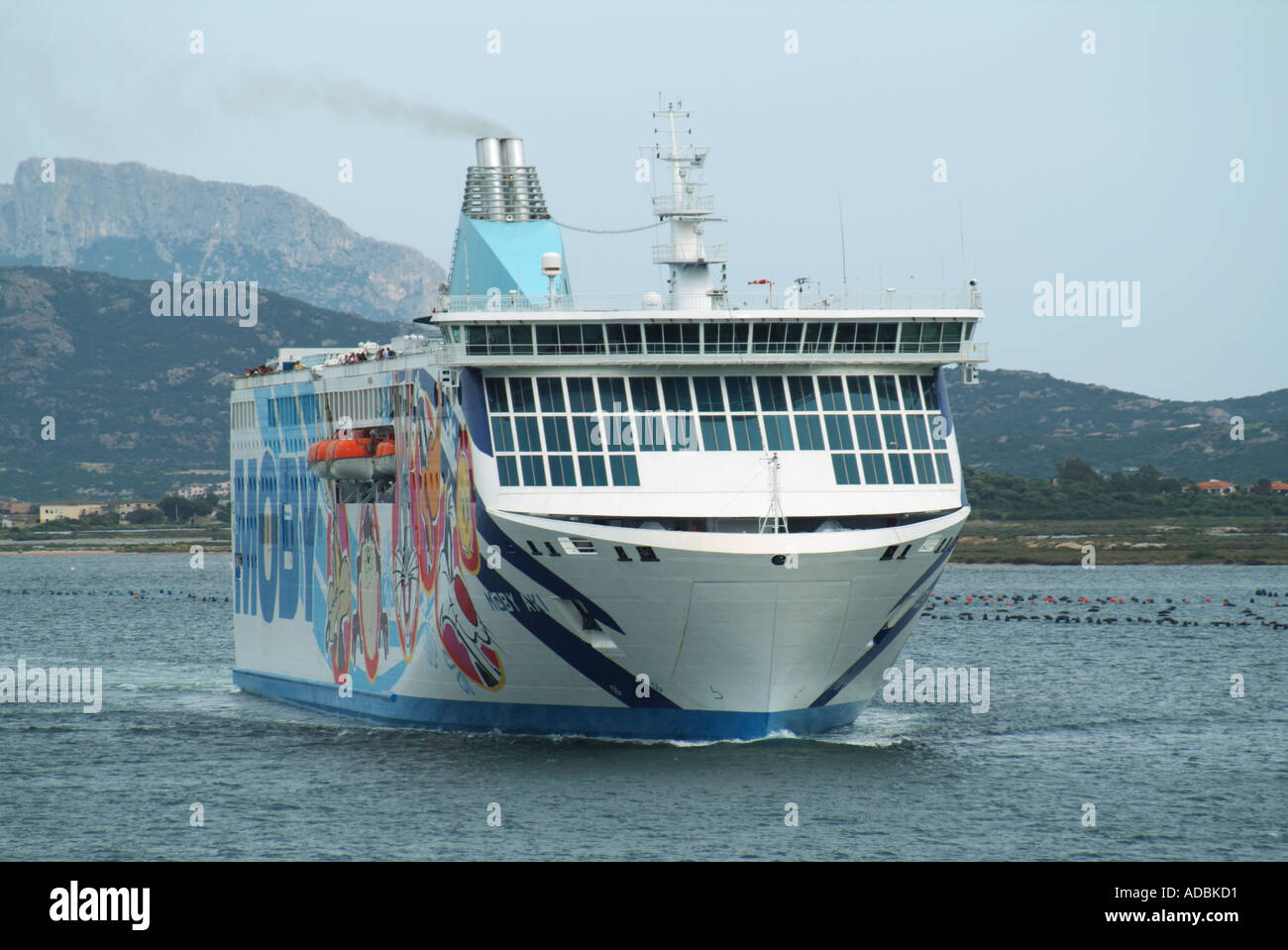 Olbia Sardina traghetto porta lasciando la Moby Lines Aki Foto Stock