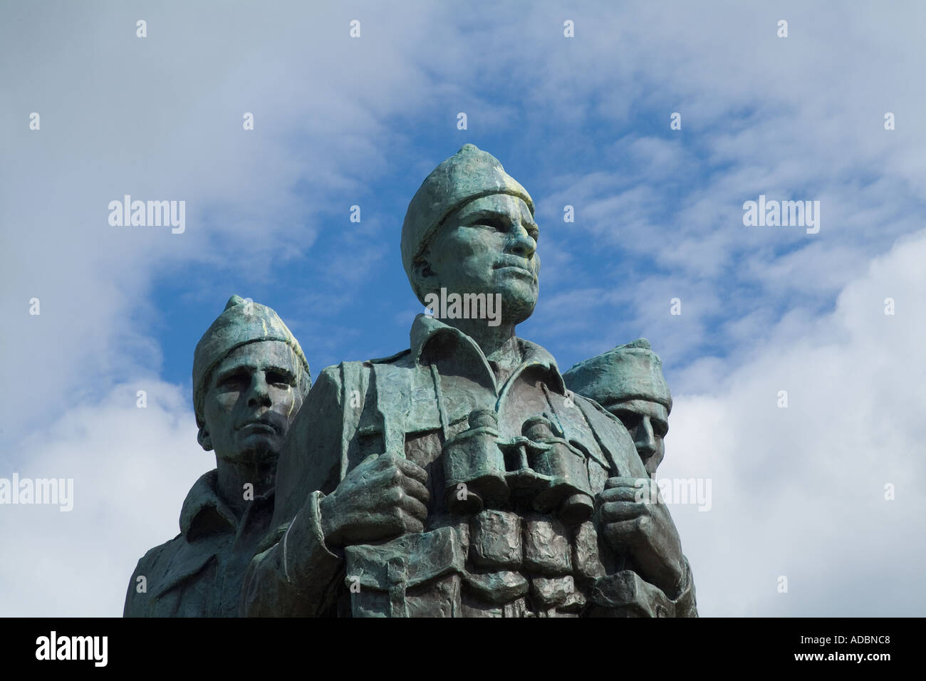 Dh SPEAN BRIDGE INVERNESSSHIRE Commandos monumento tre soldati di bronzo statua Foto Stock