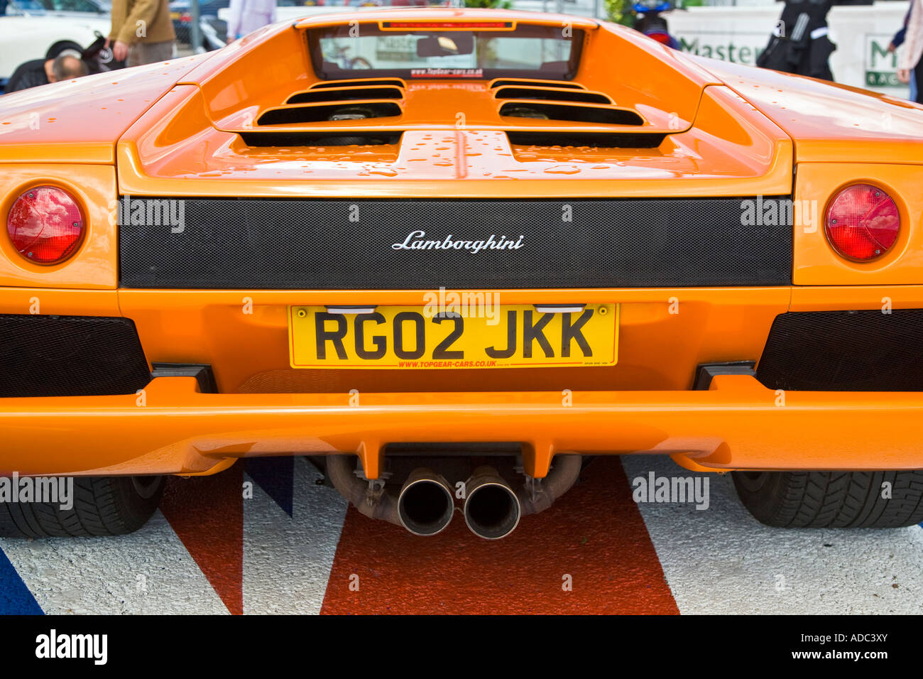 In prossimità di un italiano arancione Lamborghini Diablo supercar. Silverstone 2007 Foto Stock