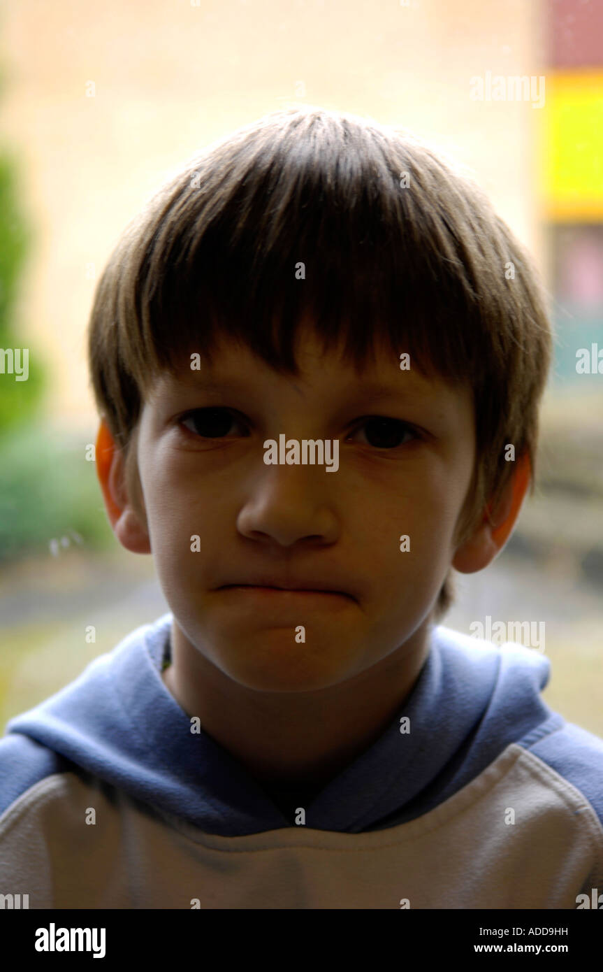 Preteen ritratto caucasica boy maschio Foto Stock