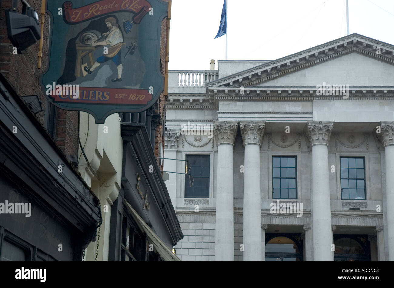 Una vista ritagliata della City Hall di Dublino in Irlanda Foto Stock