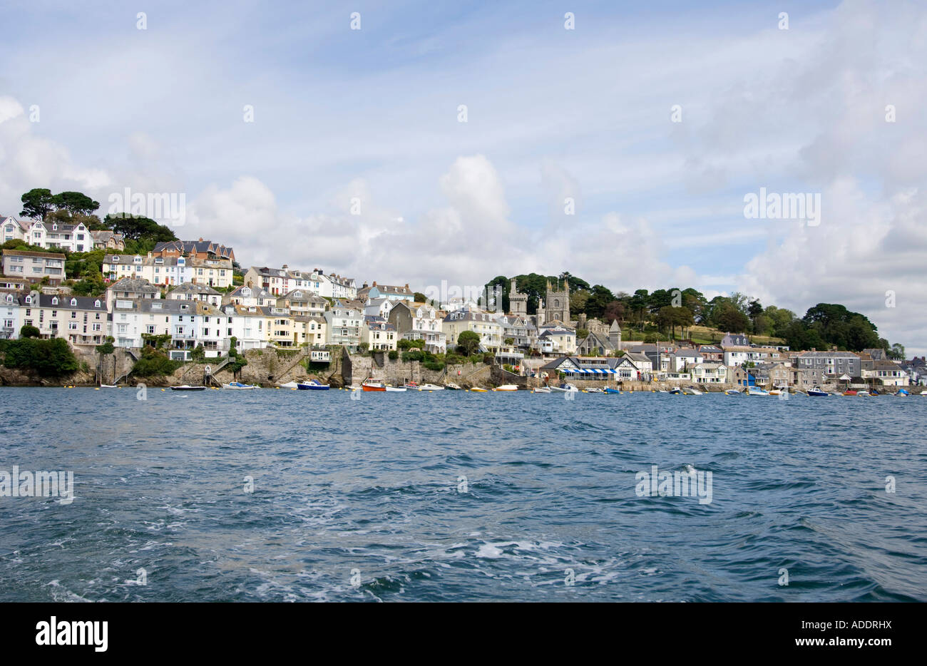 Una vista della città di Fowey Harbour Cornovaglia Foto Stock