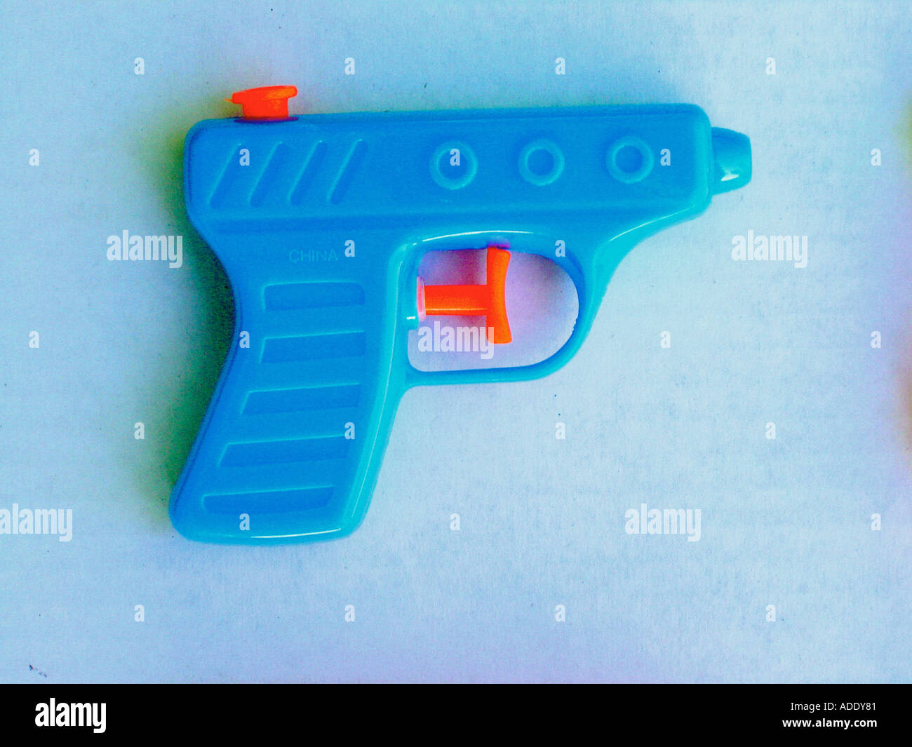 Mini Pistola Ad Acqua Penna A Sfera 2 In 1 – Giocattolo Scherzo Per Bambini E Adulti, Blu, 16.5 Cm, Retrattile
