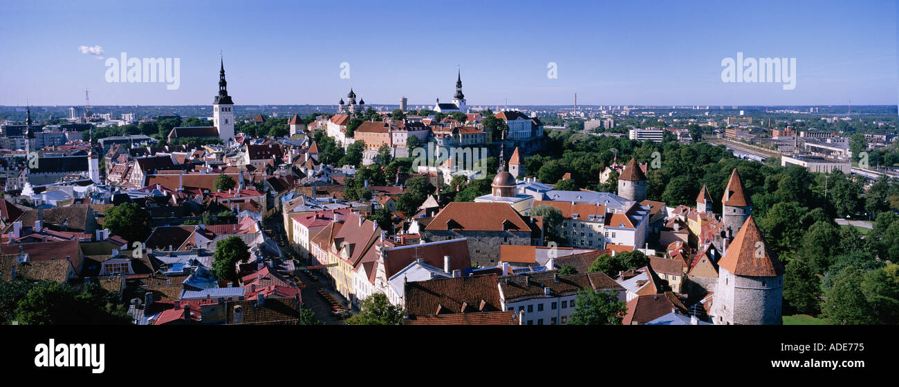 Estonia Tallinn Skyline Foto Stock