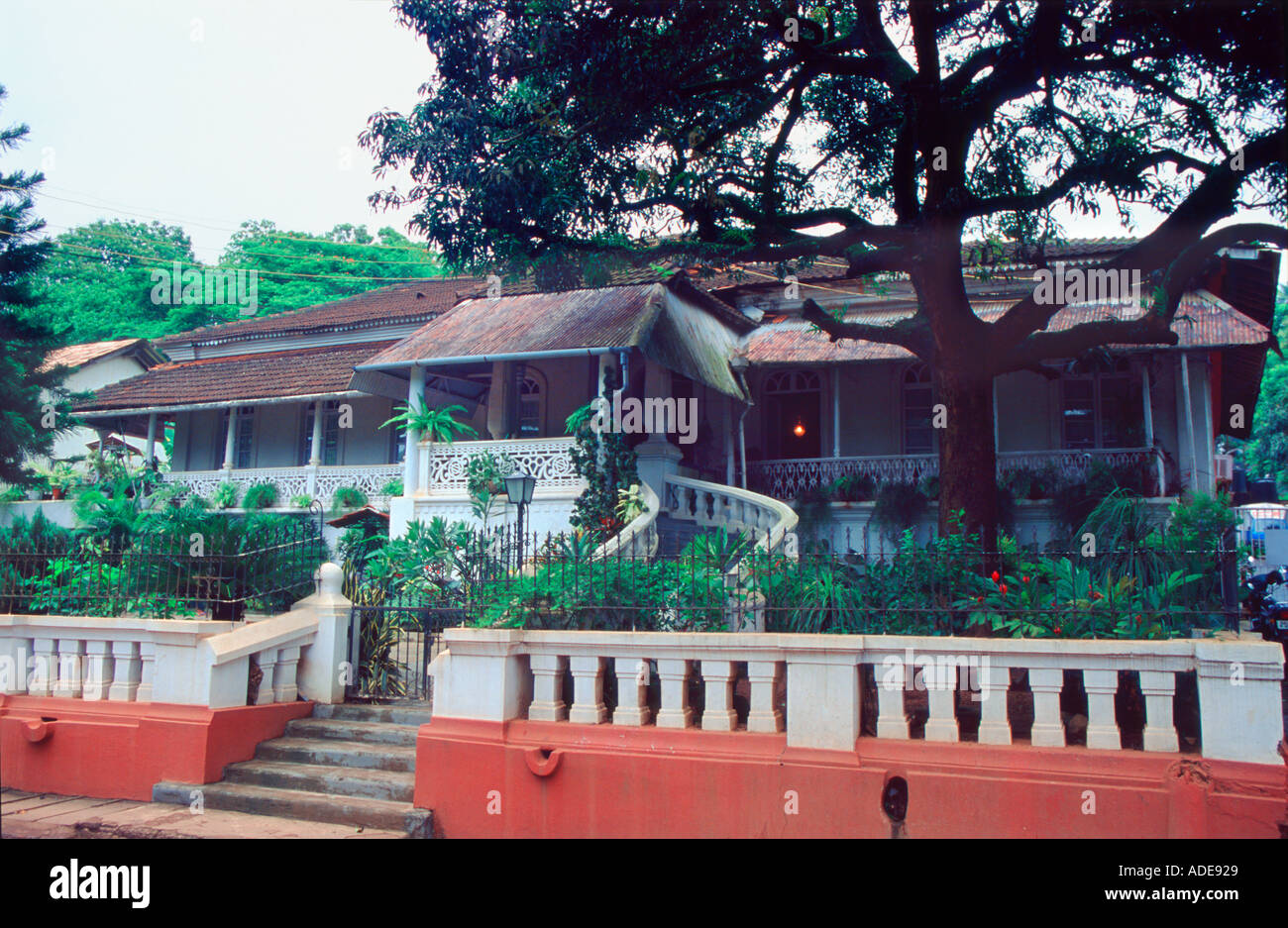 Il vecchio stile coloniale portoghese casa residenziale Margao Salcete Goa Foto Stock
