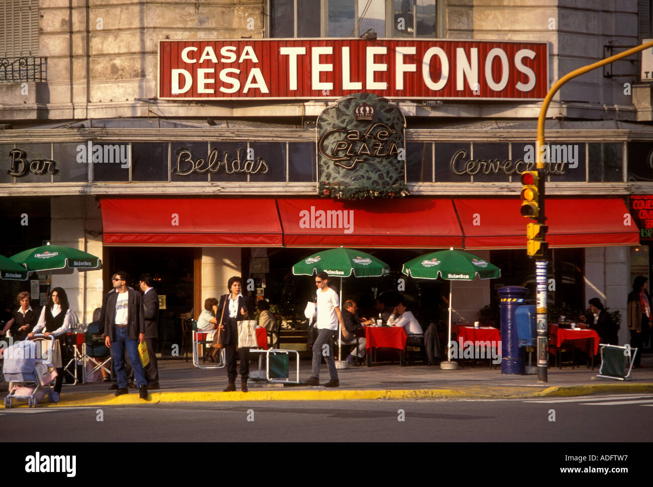 Casa Desa Telefonos ristorante, Plaza de la Republica, Avenue di Luglio 9, Calle Lavalle, Buenos Aires, Provincia di Buenos Aires, Argentina, Sud America Foto Stock