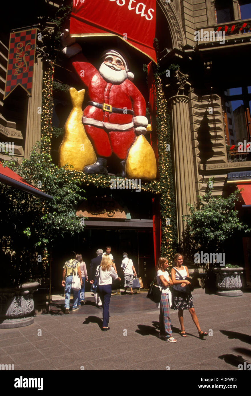 Decorazioni di Natale, Galerias Pacifico, Calle Florida, Buenos Aires, Provincia di Buenos Aires, Argentina, Sud America Foto Stock