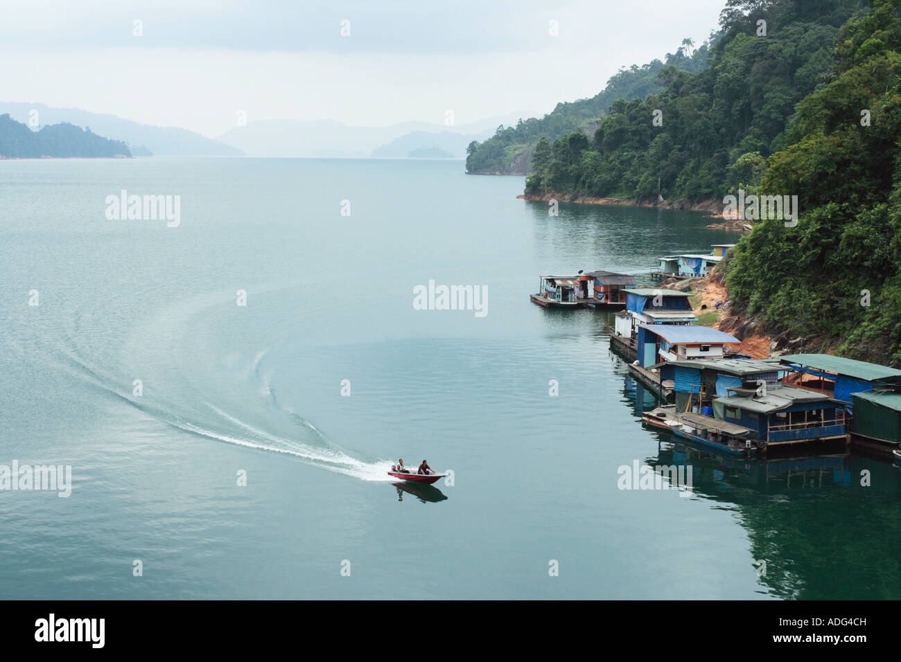 Lake Kenyir in Terengganu, Malaysia. Foto Stock