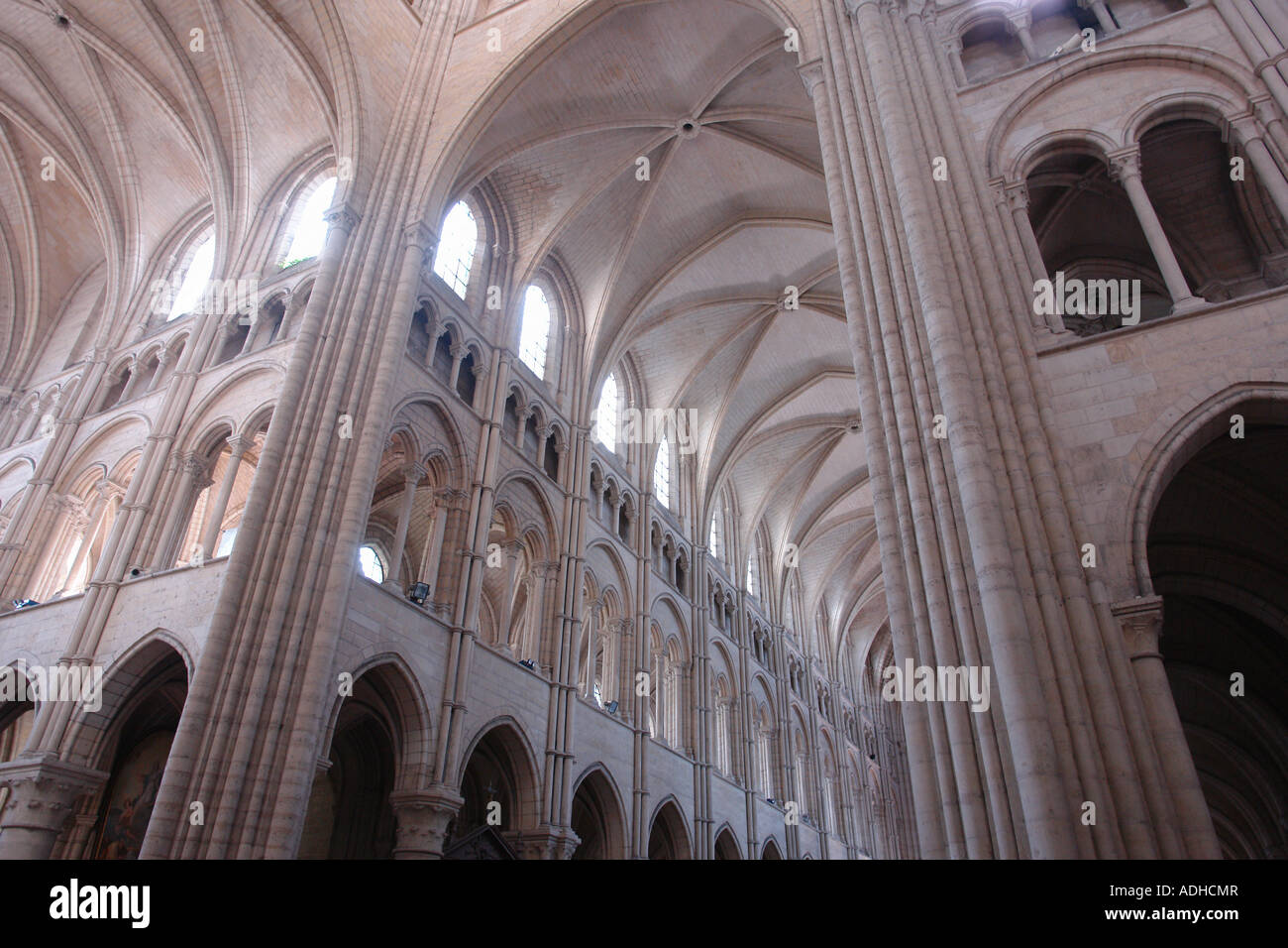 Gli interni della cattedrale di Notre Dame (Laon-Picardy-Francia) Foto Stock