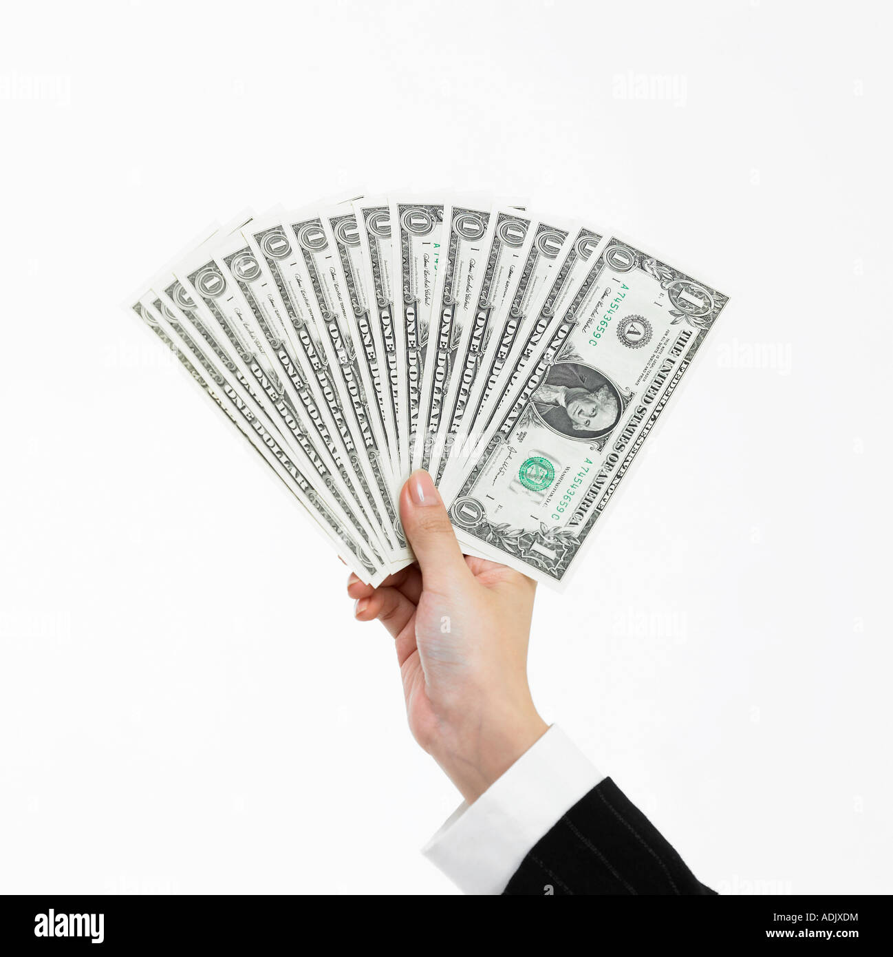 Una donna che mostra alcuni carta moneta Foto Stock
