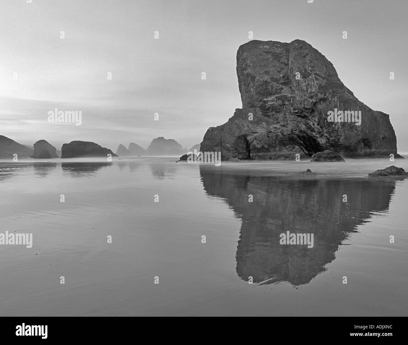 Prima del Sunrise al Meyer Creek Beach Oregon Foto Stock