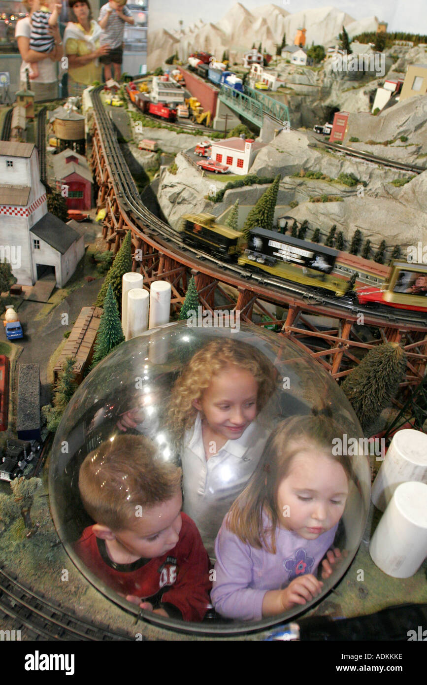 Portsmouth Virginia, High Street, Children's Museum of Virginia, collezione di treni, bolla, visitatori viaggio viaggio turistico turistico punto di riferimento Foto Stock