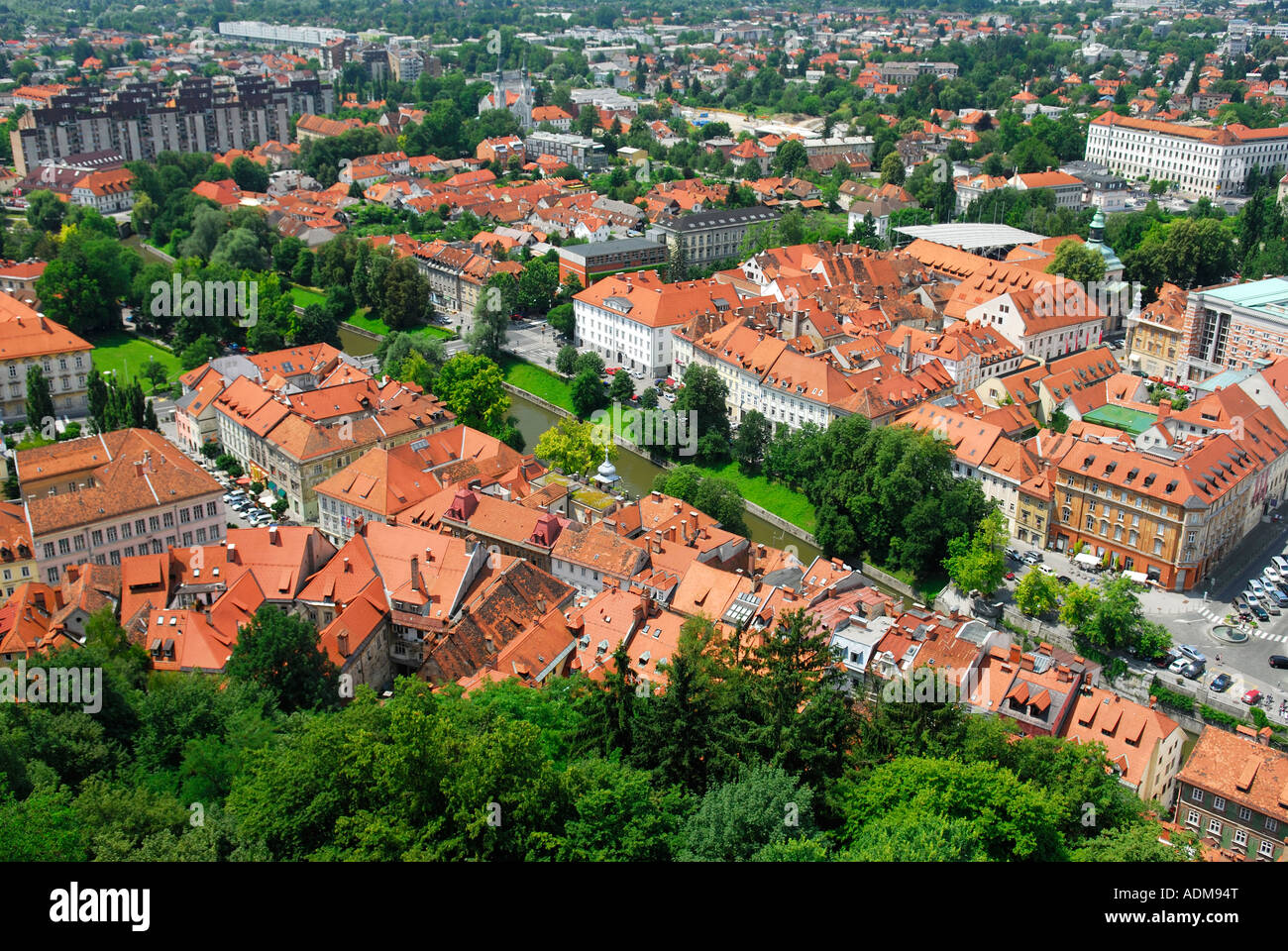 Vista della città dalla Clocktower del castello di Ljubljana Slovenia Foto Stock