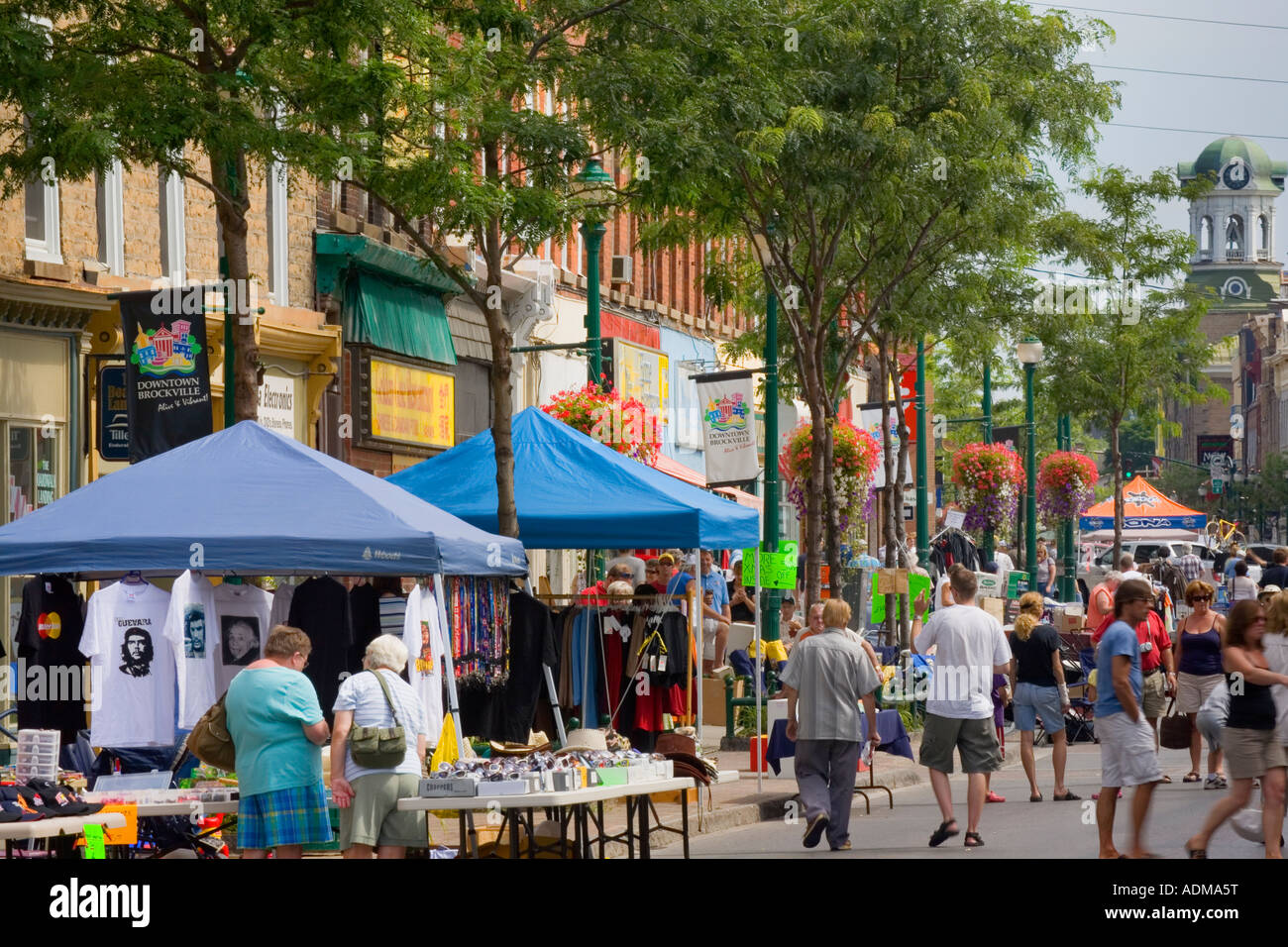 Suonatore ambulante annuale Festival Brockville Ontario Canada Foto Stock