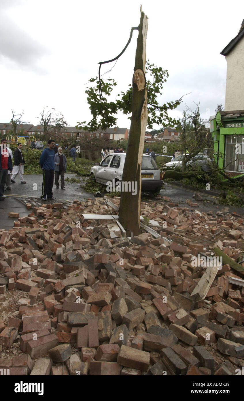 Tornado danni in Balsall Heath, Birmingham, 2005. Foto Stock