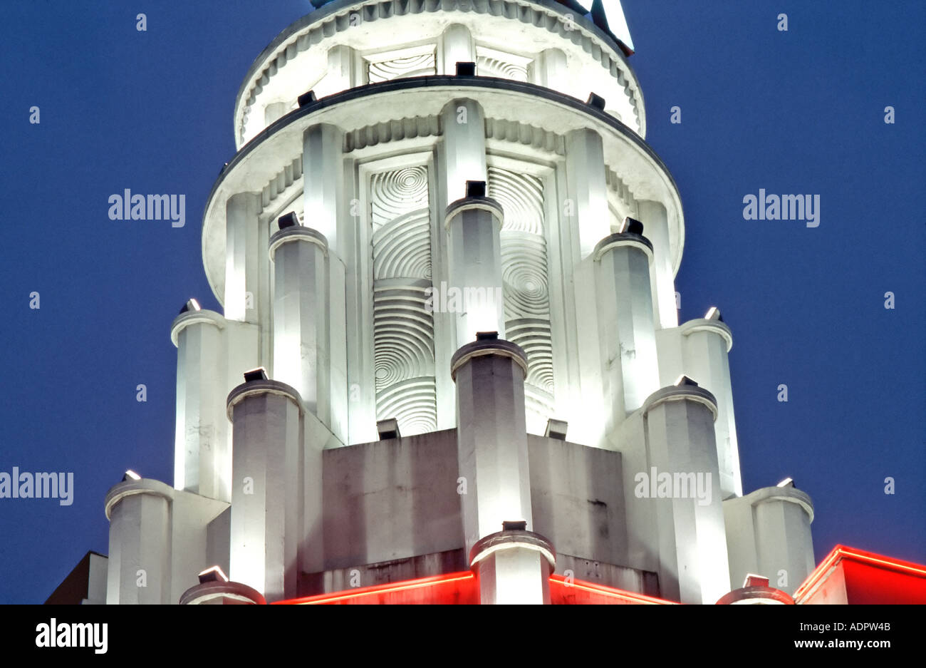 Parigi Francia, Rex Movie Theater, Art Deco Architecture, Top, illuminato di notte, cinema d'epoca architettura Design Architectural Detail at Dusk, Foto Stock