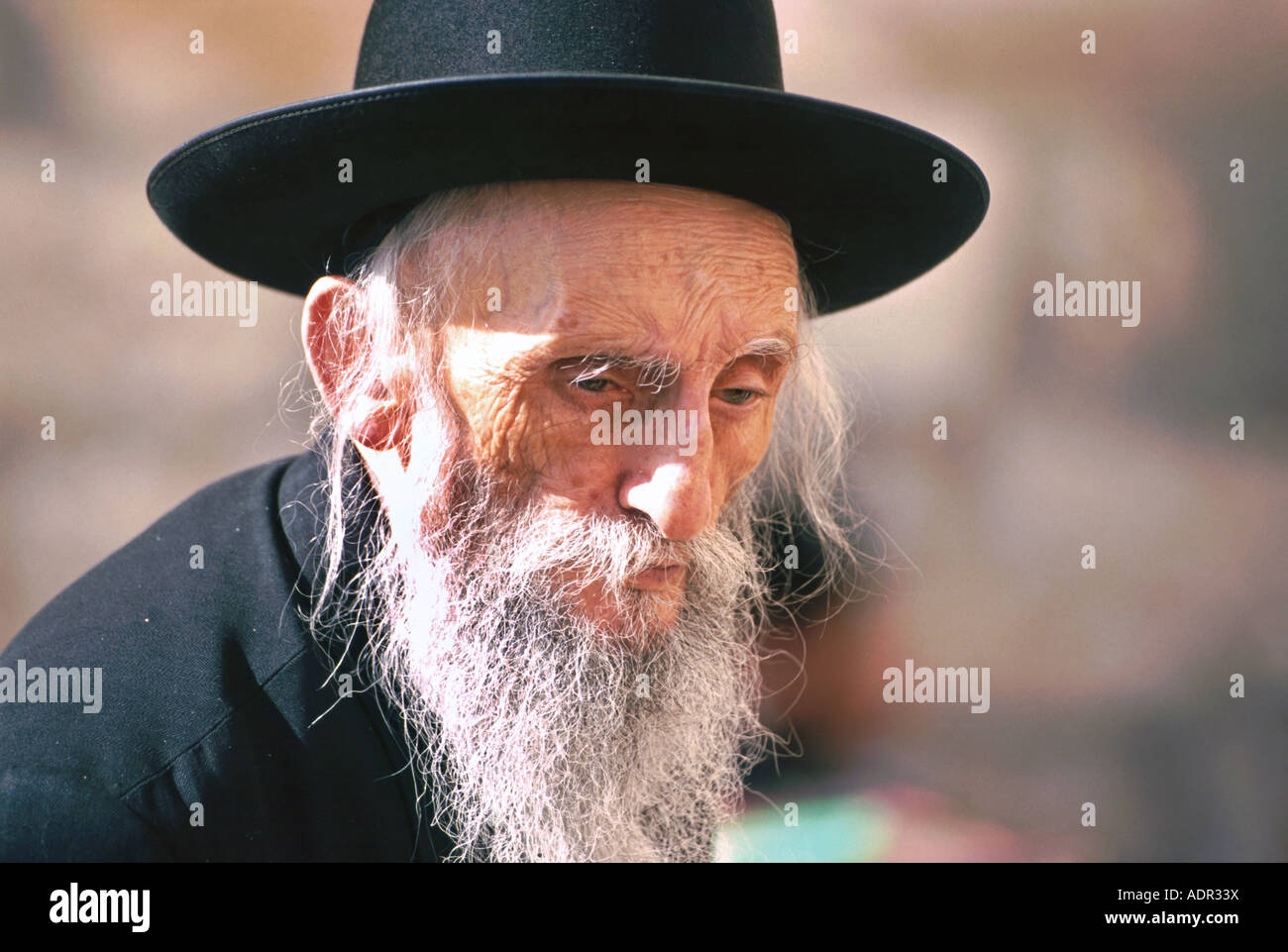 Ebreo ortodosso presso il Muro del Pianto a Gerusalemme, Israele, Gerusalemme Foto Stock