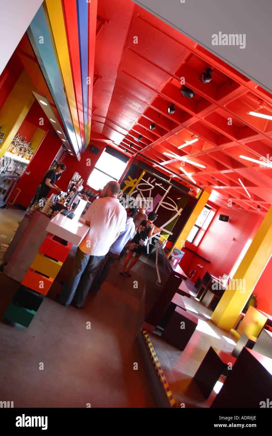 Bristol Arnolfini Gallery Art cafe area dell'arte Arnolfini Gallery center Foto Stock