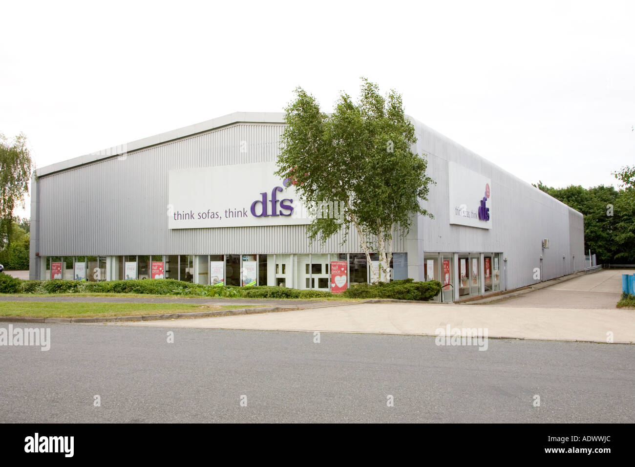 DFS furniture store a retail park in Bury St Edmunds nel Suffolk, Regno Unito Foto Stock