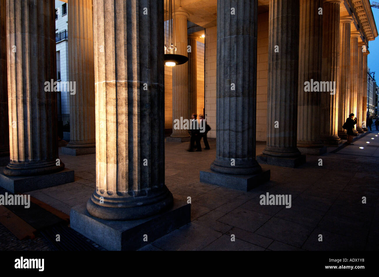 Berlino i pilastri del Brandenburger Tor Foto Stock
