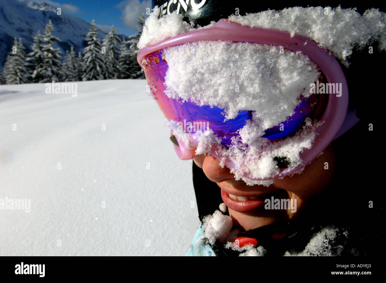 Sorridente dopo la caduta di neve, Francia Foto Stock