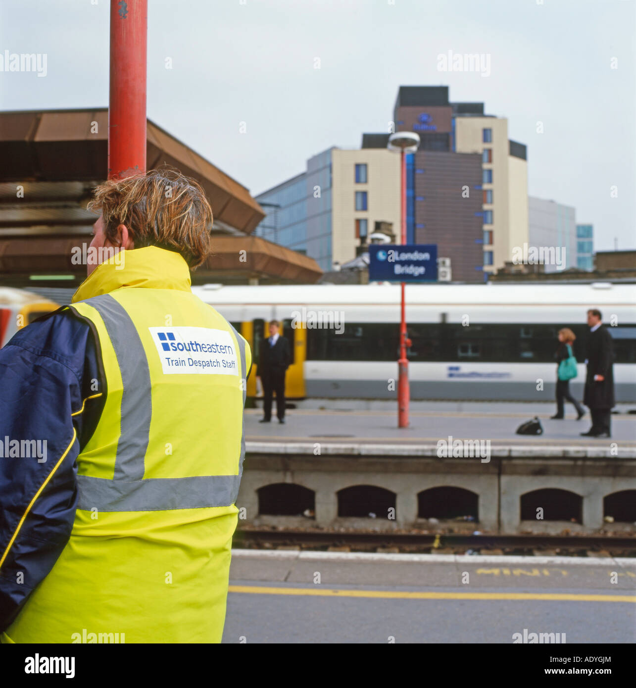 London Bridge stazione ferroviaria platform Foto Stock