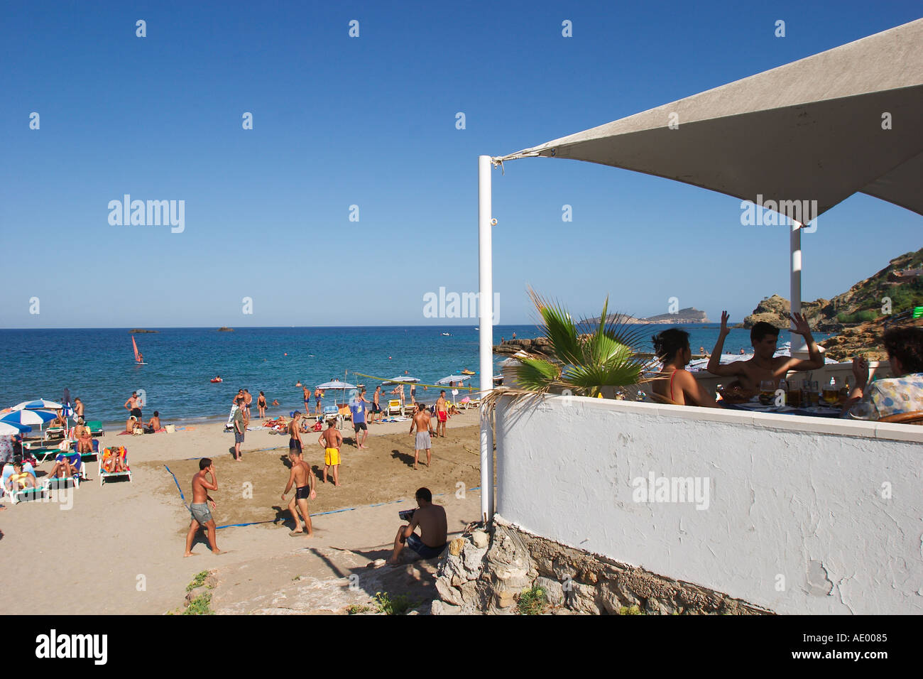 Beach volley a Platja des Figueral a Ibiza Foto Stock