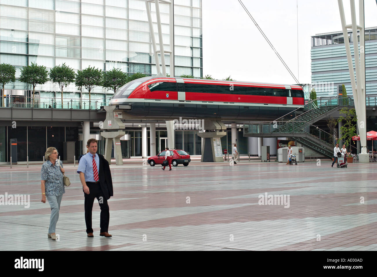 Franz Josef Strauß Flughafen München terminale 2 Modell von Transrapid aeroporto di Monaco il morsetto 2 Foto Stock