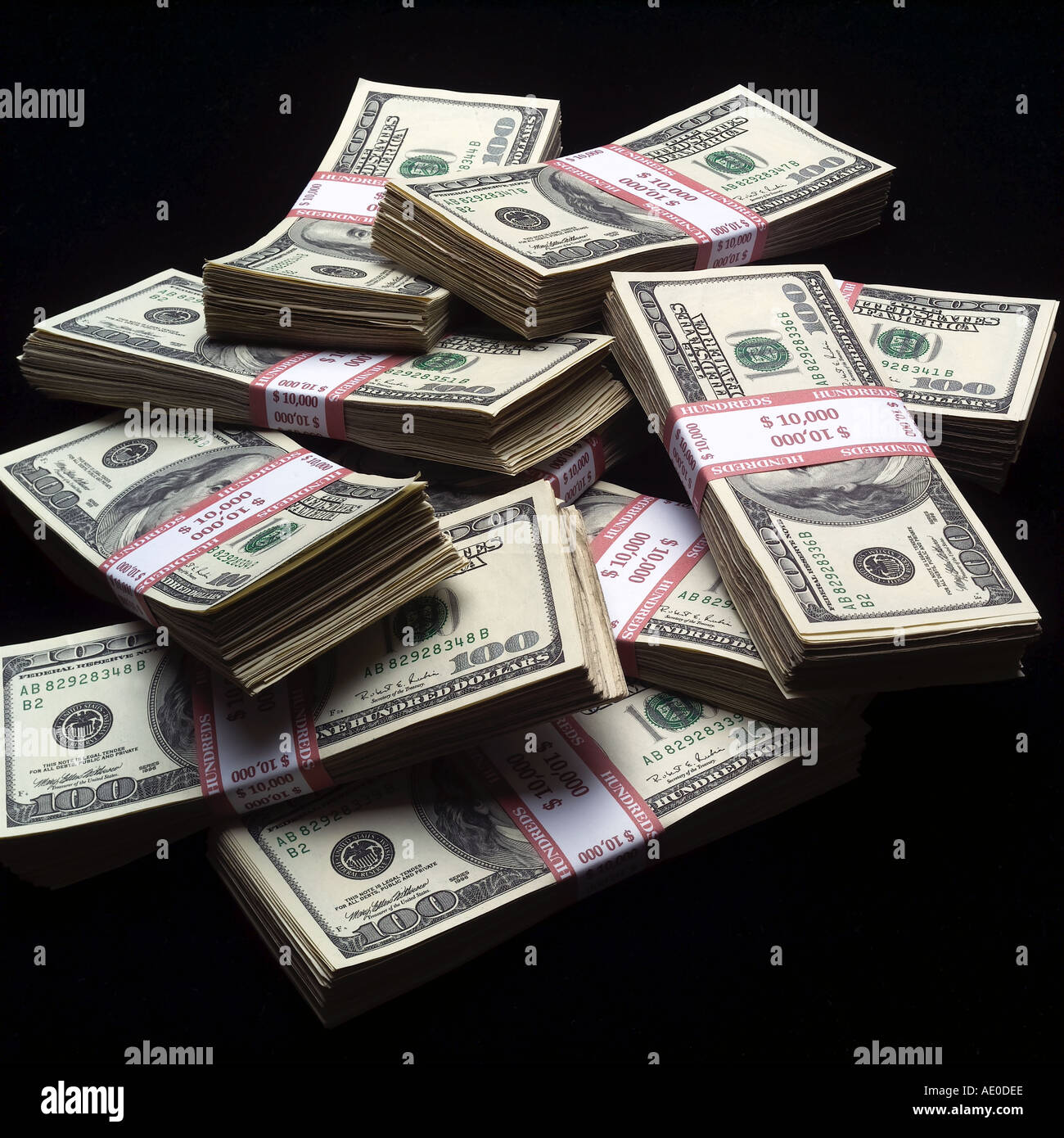 Pile di banconote da cento dollari Foto Stock