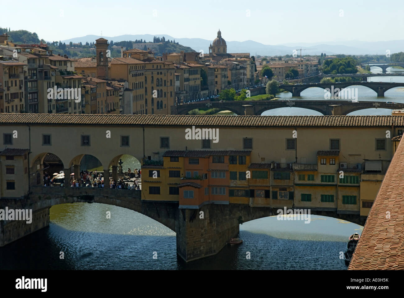 Ponte Vecchio, Firenze, Italia, ad alto angolo di visione Foto Stock