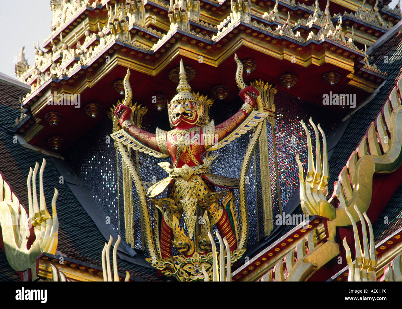 Dettaglio del trono di Dusit Hall in Grand Palace di Bangkok in Thailandia Foto Stock