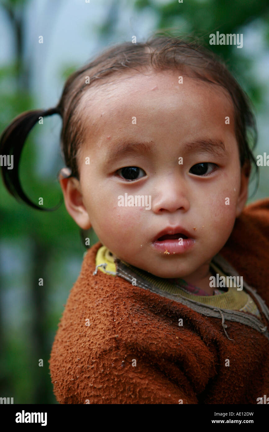 Sikkimese bambino nei pressi di ortografia, Sikkim, India Foto Stock