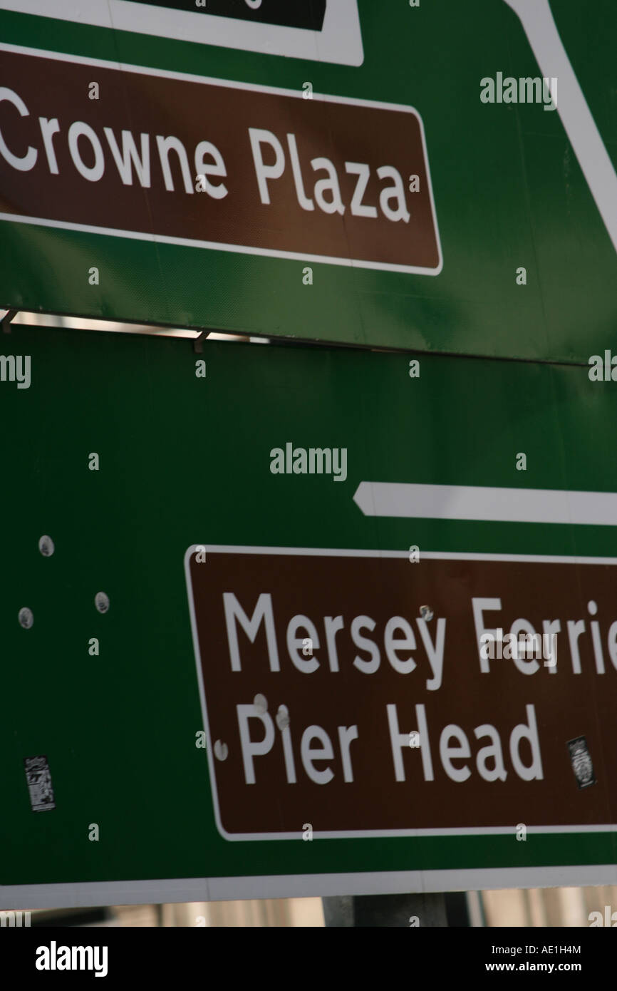 Liverpool Road Sign Mersey ferries Foto Stock