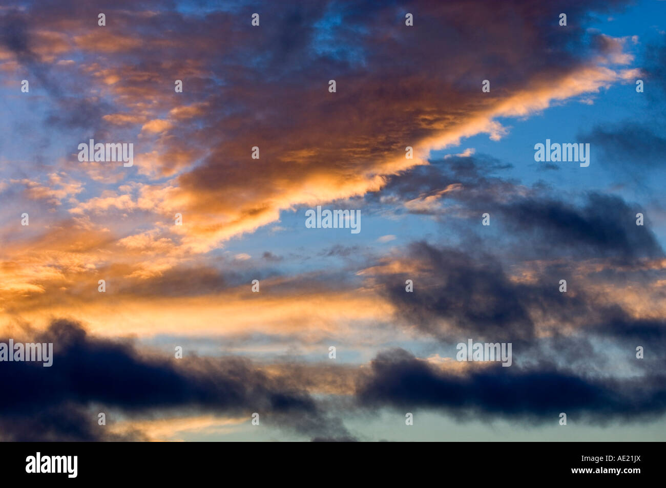 Eliminazione del cielo al tramonto, maggiore Sudbury, Ontario, Canada Foto Stock