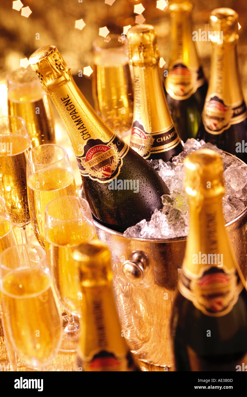 Festa di champagne immagini e fotografie stock ad alta risoluzione - Alamy