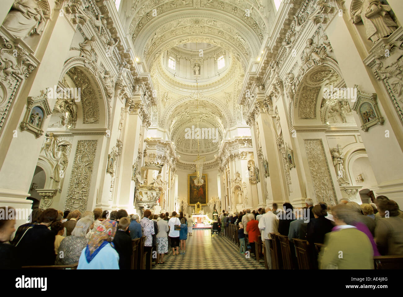 Lo stile barocco interno, San Pietro e Paolo Chiesa di Vilnius, Lituania, paesi baltici, Europa Foto Stock