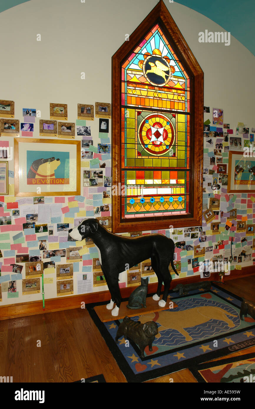 AJD59617, San Johnsbury, VT, Vermont, Stephen Huneck cane della Cappella e Museo Foto Stock