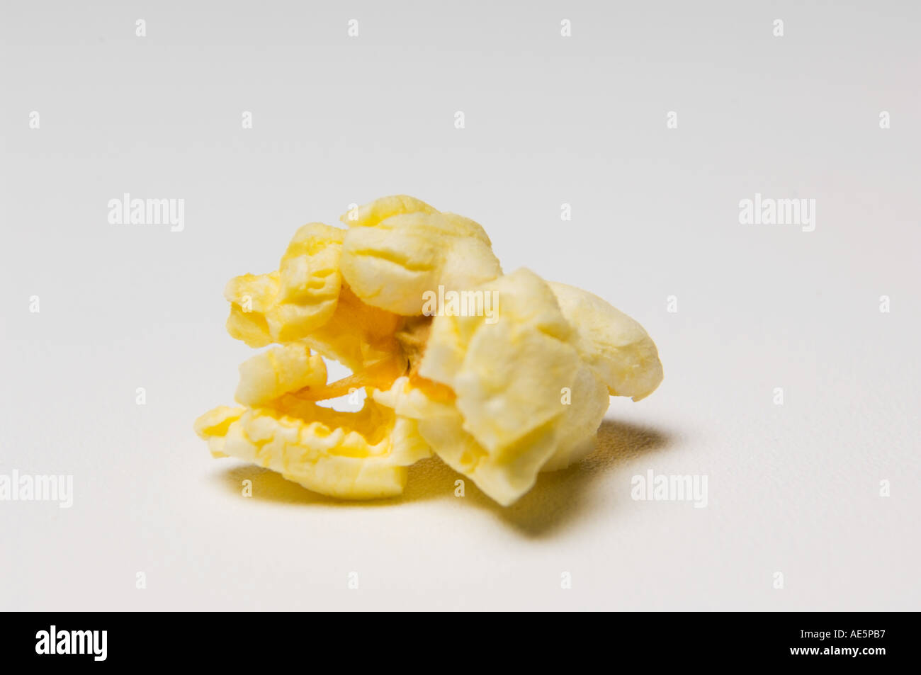 Kernel di popcorn Foto Stock