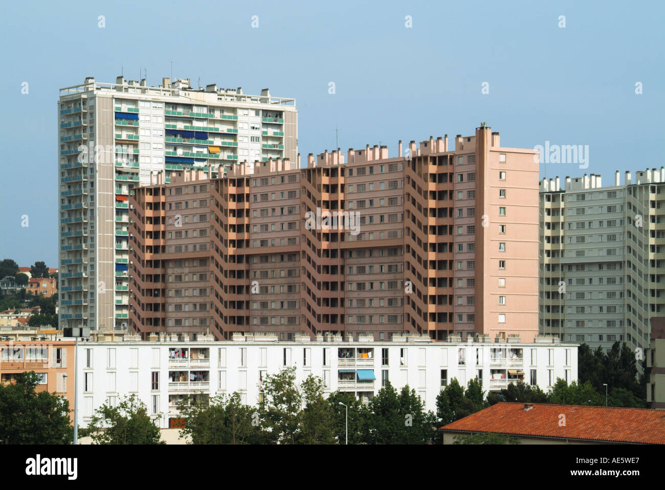 Porto di Tolone dockside apartment blocchi Foto Stock