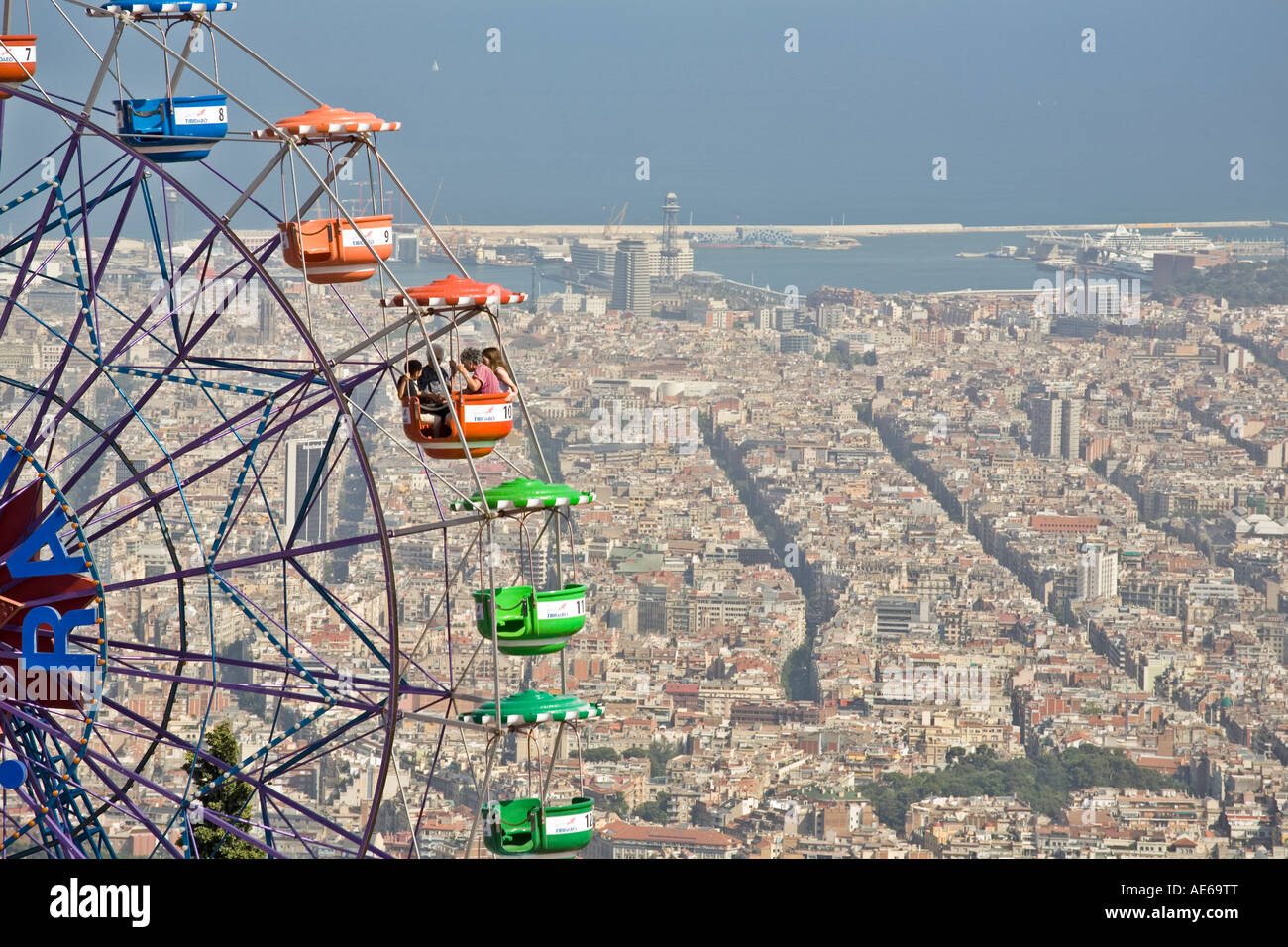 La grande ruota nel parco di Tibidabo Foto Stock